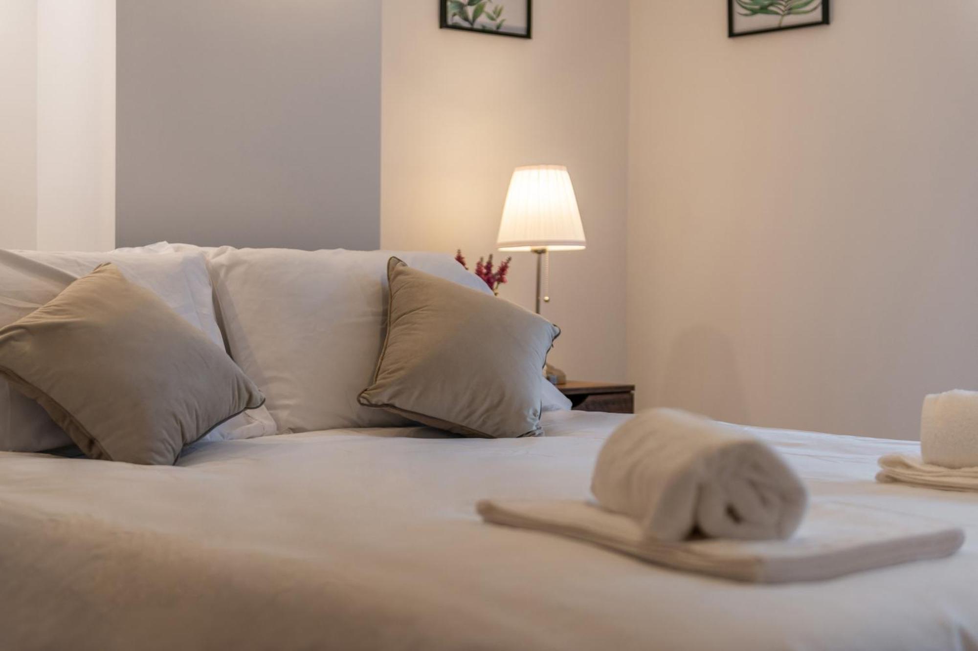 A Golden Haven Retreat In Londonアパートメント エクステリア 写真