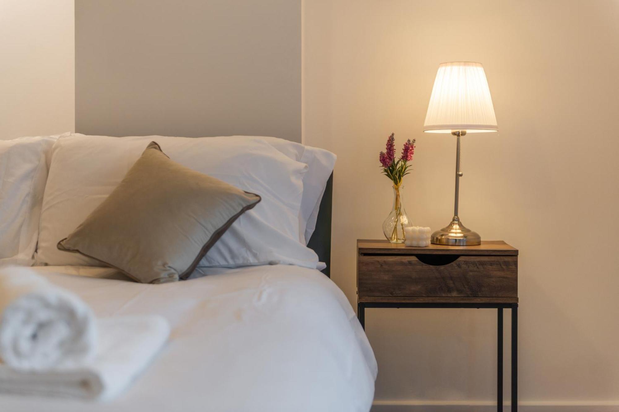 A Golden Haven Retreat In Londonアパートメント エクステリア 写真