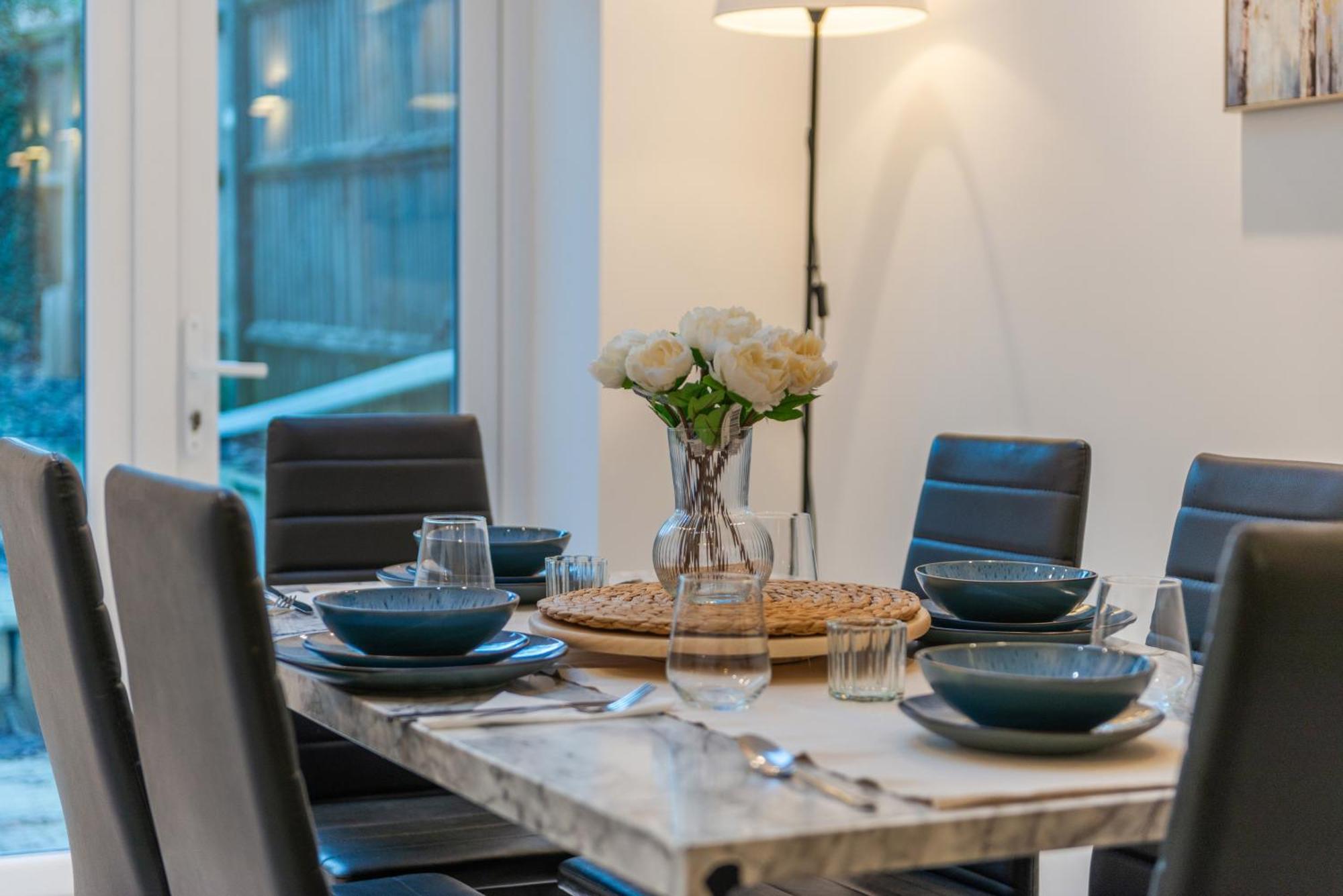 A Golden Haven Retreat In Londonアパートメント エクステリア 写真